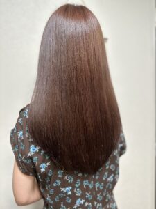 熊本市の美容室クセ毛に悩む方。髪質改善ならJIU【ジウ】へ!!